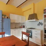 Le Ginestruzze Farm stay Montespertoli