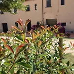 Farm stay Le Ginestruzze Montespertoli
