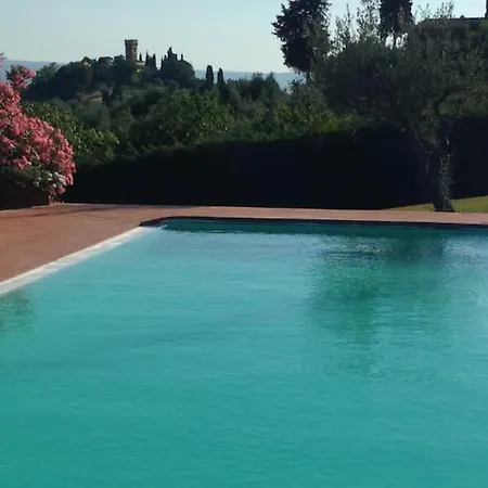 Farm stay Le Ginestruzze Montespertoli