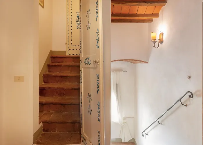 Farm stay Le Ginestruzze Montespertoli